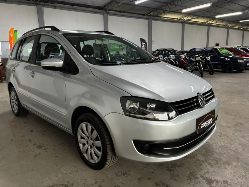 SPACEFOX 1.6 MI 8V FLEX 4P MANUAL - 2011 - BOM PRINCíPIO