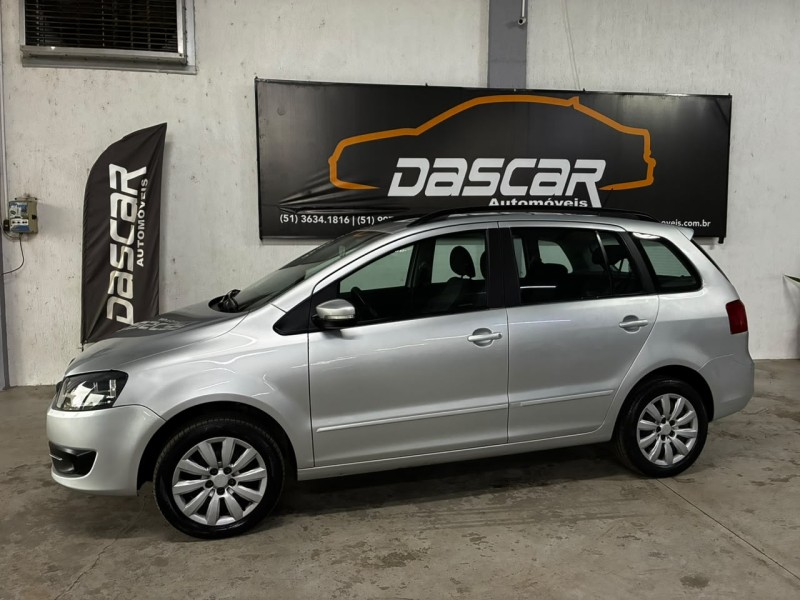SPACEFOX 1.6 MI 8V FLEX 4P MANUAL - 2011 - BOM PRINCíPIO