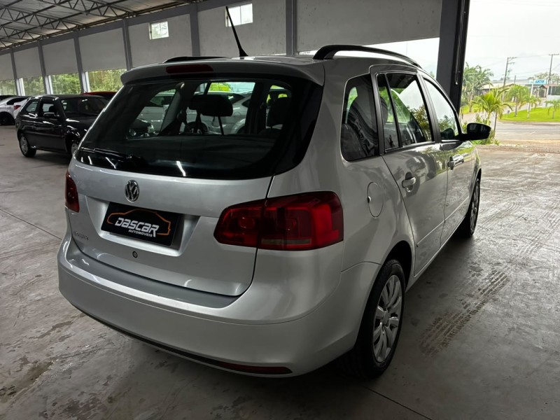 SPACEFOX 1.6 MI 8V FLEX 4P MANUAL - 2011 - BOM PRINCíPIO