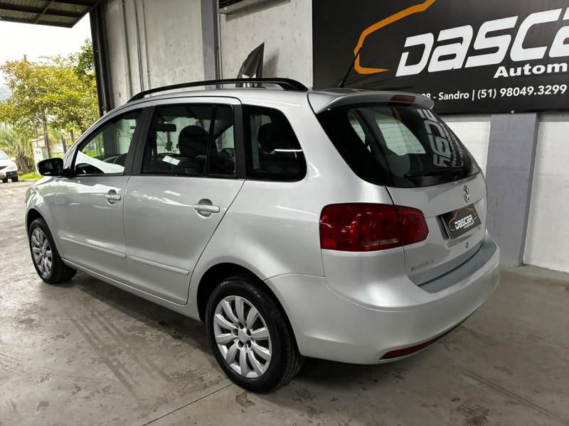 SPACEFOX 1.6 MI 8V FLEX 4P MANUAL - 2011 - BOM PRINCíPIO