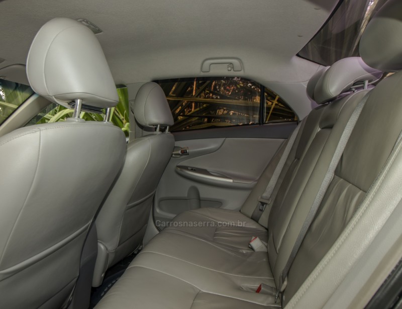 COROLLA 2.0 XEI 16V FLEX 4P AUTOMÁTICO - 2011 - NOVO HAMBURGO