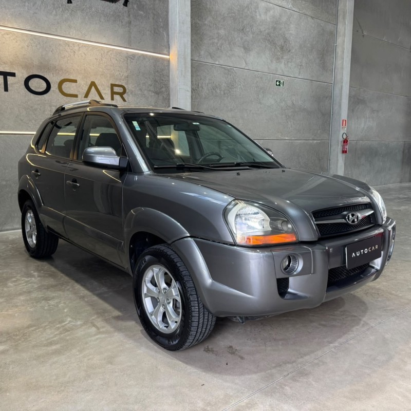 TUCSON 2.0 MPFI GLS 16V 143CV 2WD FLEX 4P AUTOMÁTICO - 2017 - CAXIAS DO SUL