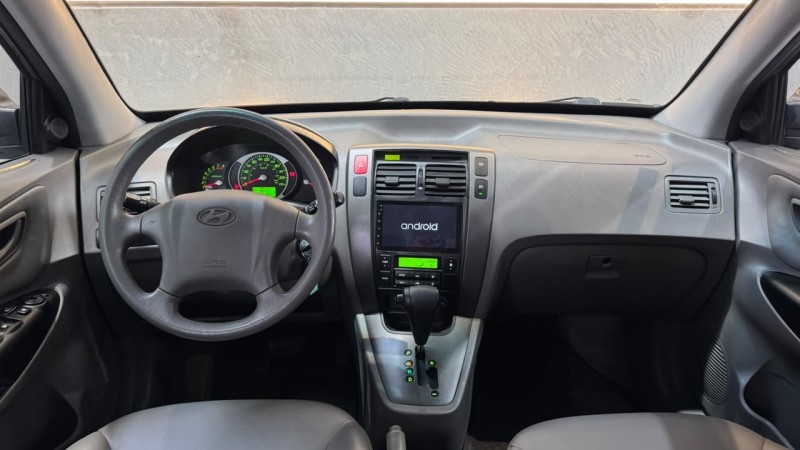TUCSON 2.0 MPFI GLS 16V 143CV 2WD FLEX 4P AUTOMÁTICO - 2017 - CAXIAS DO SUL