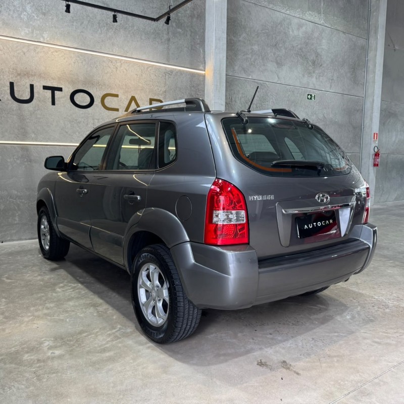 TUCSON 2.0 MPFI GLS 16V 143CV 2WD FLEX 4P AUTOMÁTICO - 2017 - CAXIAS DO SUL
