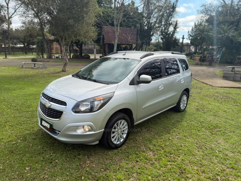 SPIN 1.8 LT 8V FLEX 4P AUTOMÁTICO - 2016 - BROCHIER