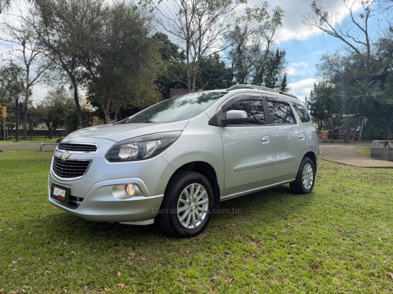 SPIN 1.8 LT 8V FLEX 4P AUTOMÁTICO - 2016 - BROCHIER