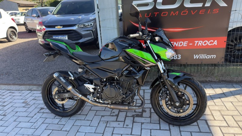 Z400  - 2022 - FELIZ