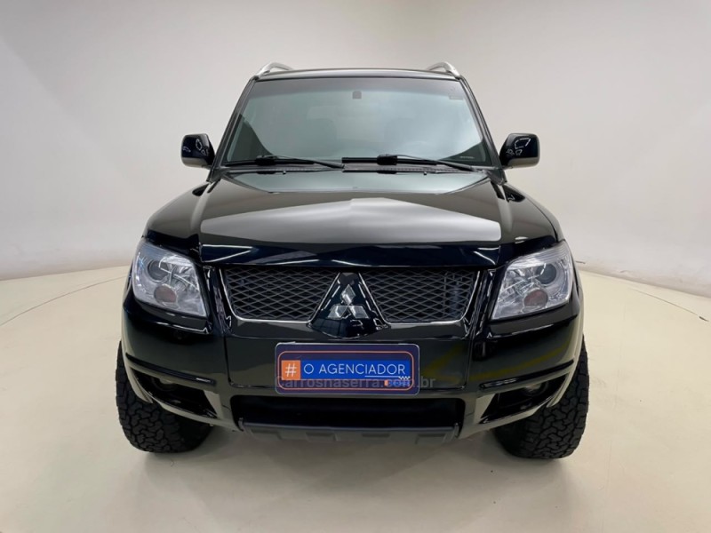 PAJERO TR4 2.0 4X4 16V 140CV FLEX 4P AUTOMÁTICO - 2013 - SANTA CRUZ DO SUL