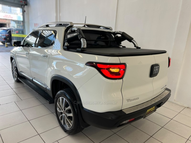 TORO 2.0 16V TURBO DIESEL VOLCANO AT9 4X4 AUTOMÁTICO - 2019 - BENTO GONçALVES
