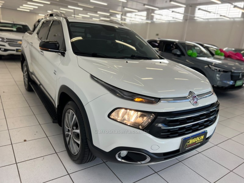 TORO 2.0 16V TURBO DIESEL VOLCANO AT9 4X4 AUTOMÁTICO - 2019 - BENTO GONçALVES
