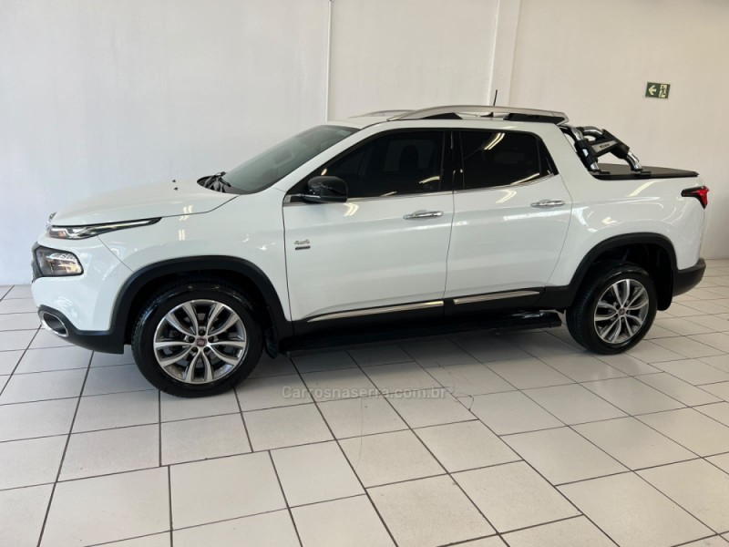 TORO 2.0 16V TURBO DIESEL VOLCANO AT9 4X4 AUTOMÁTICO - 2019 - BENTO GONçALVES