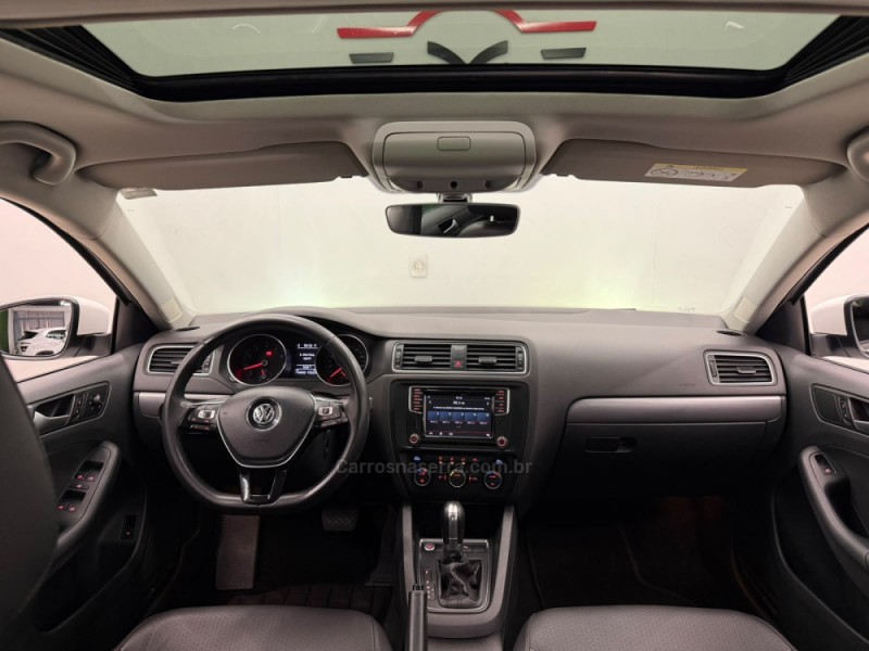 JETTA 1.4 16V TSI COMFORTLINE GASOLINA 4P TIPTRONIC - 2018 - CAXIAS DO SUL