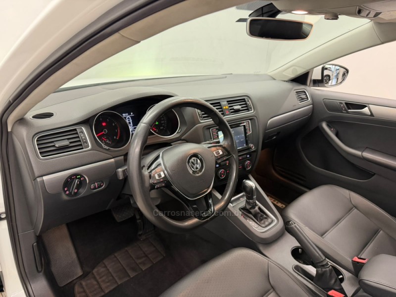 JETTA 1.4 16V TSI COMFORTLINE GASOLINA 4P TIPTRONIC - 2018 - CAXIAS DO SUL