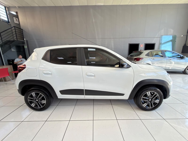 KWID 1.0 12V SCE FLEX INTENSE MANUAL - 2023 - CAXIAS DO SUL