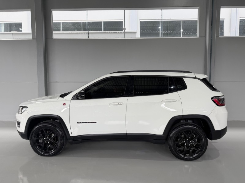 COMPASS 2.0 16V DIESEL TRAILHAWK 4X4 AUTOMÁTICO - 2017 - CARLOS BARBOSA