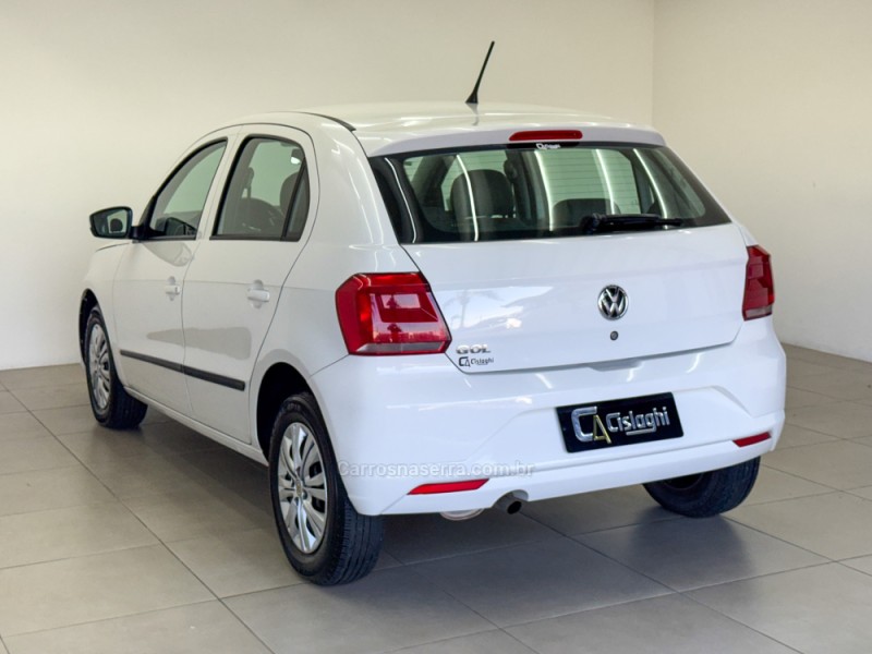 GOL 1.0 12V MPI TOTALFLEX TRENDLINE 4P MANUAL - 2018 - CARLOS BARBOSA