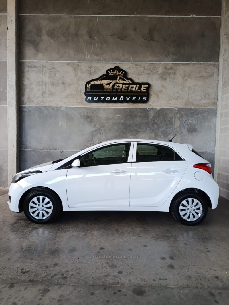 HB20 1.0 COMFORT 12V FLEX 4P MANUAL - 2017 - VALE REAL