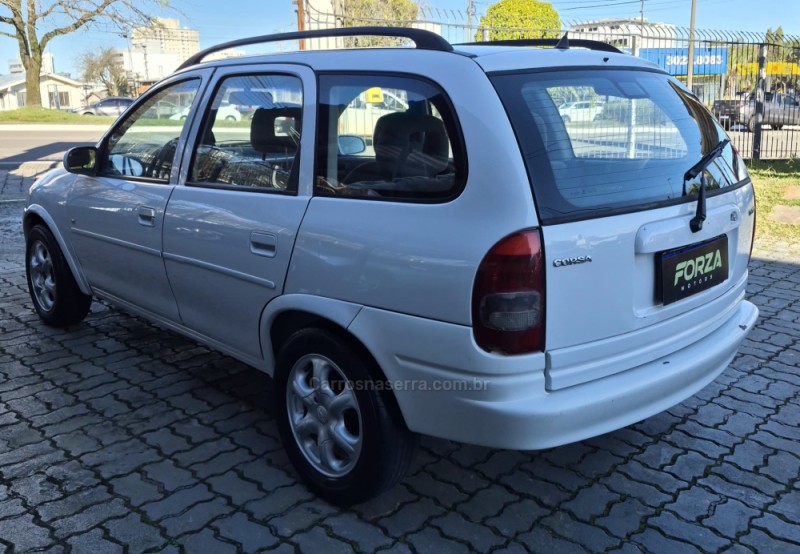 CORSA 1.6 MPFI GL WAGON 8V GASOLINA 4P MANUAL - 1997 - CAXIAS DO SUL