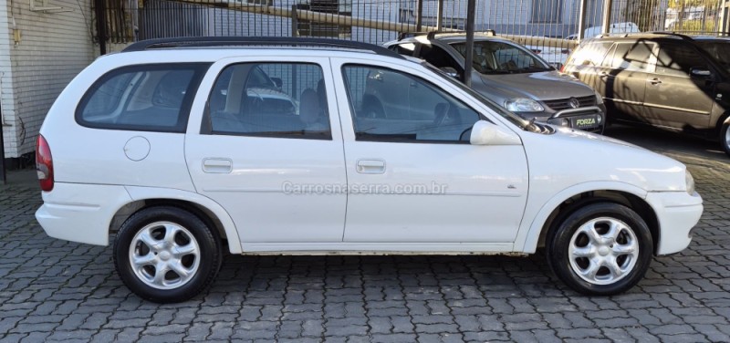 CORSA 1.6 MPFI GL WAGON 8V GASOLINA 4P MANUAL - 1997 - CAXIAS DO SUL
