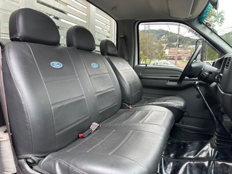 F-4000 3.9 TURBO INTERCOOLER DIESEL 2P MANUAL - 2010 - CAXIAS DO SUL