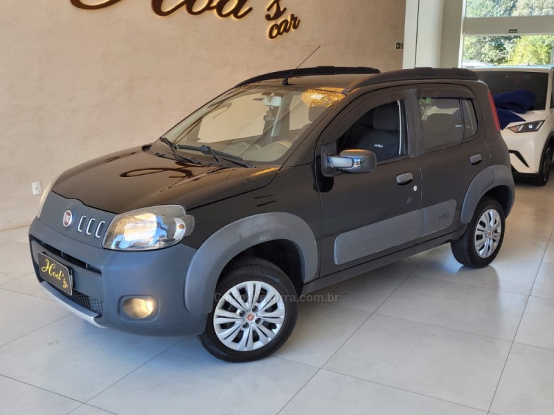 UNO 1.0 WAY 8V FLEX 4P MANUAL - 2014 - CANELA