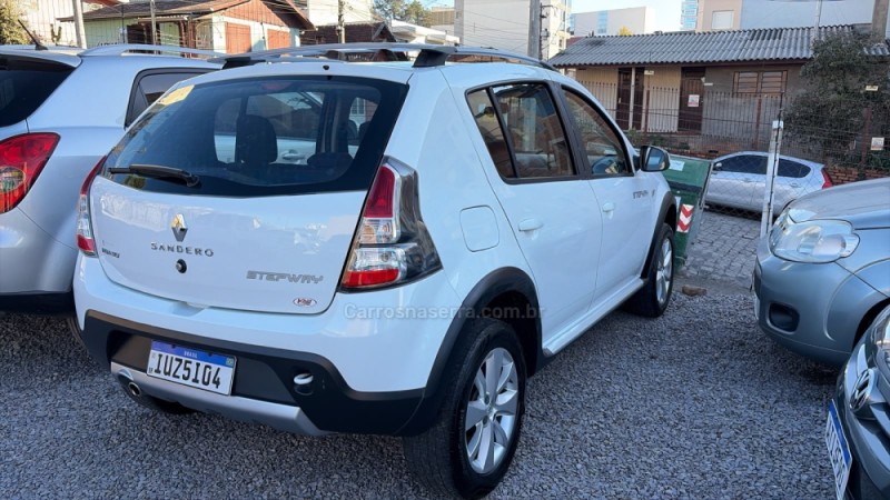SANDERO 1.6 STEPWAY 16V FLEX 4P AUTOMÁTICO - 2014 - CAXIAS DO SUL