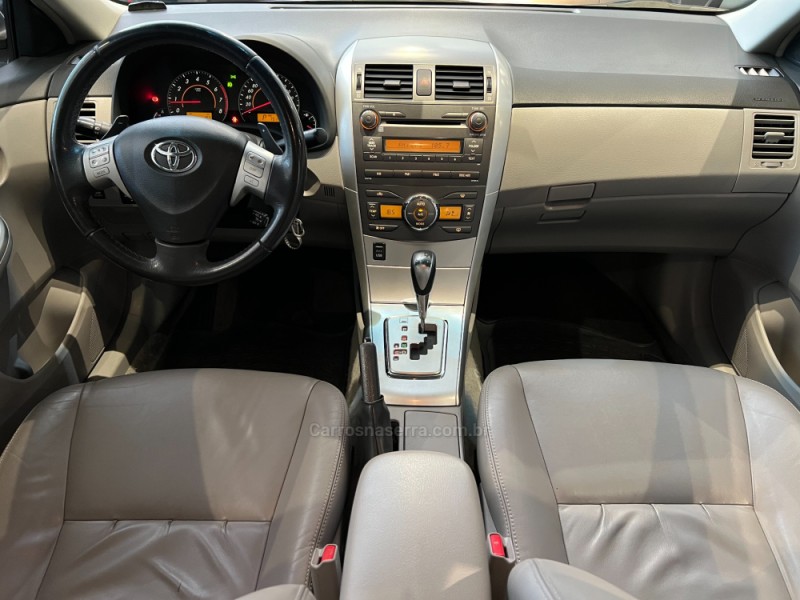 COROLLA 2.0 XEI 16V FLEX 4P AUTOMÁTICO - 2012 - CAXIAS DO SUL