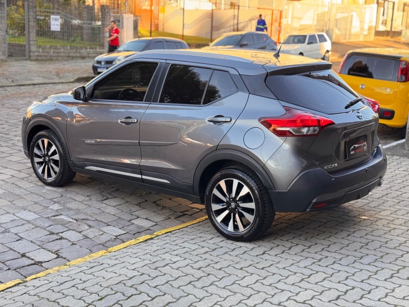 KICKS 1.6 SV 16V FLEXSTART 4P AUTOMÁTICO - 2018 - CAXIAS DO SUL