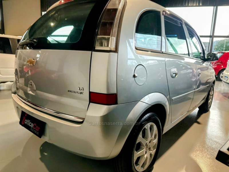 MERIVA 1.4 MPFI MAXX 8V ECONO.FLEX 4P MANUAL - 2010 - TRêS COROAS