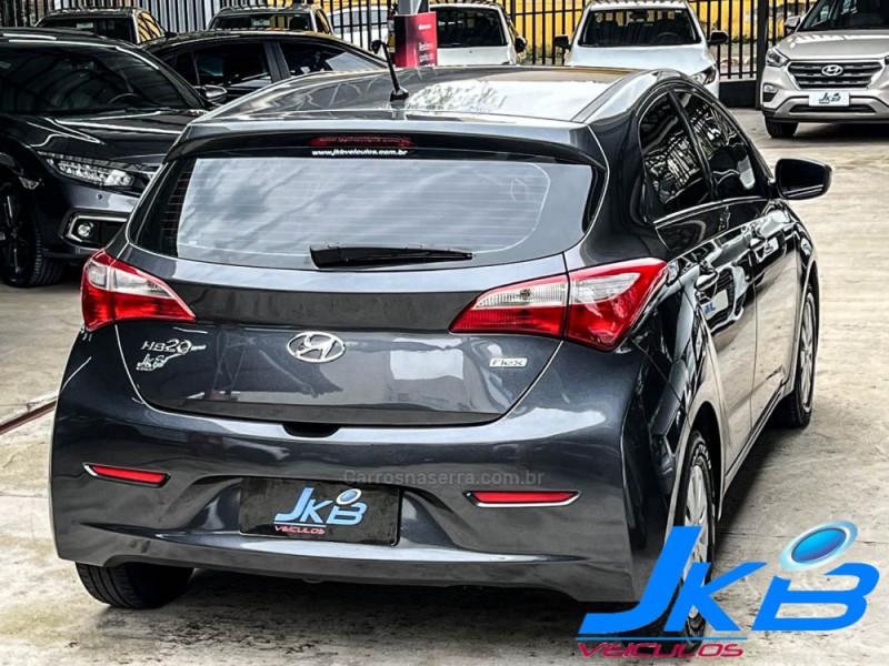 HB20 1.0 COMFORT 12V FLEX 4P MANUAL - 2015 - NOVO HAMBURGO
