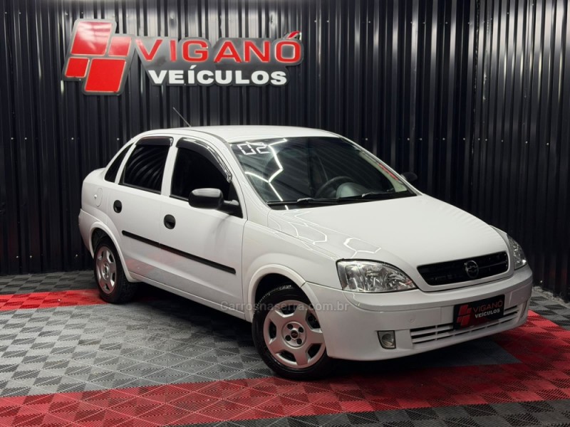 CORSA 1.8 MPFI 8V GASOLINA 4P MANUAL - 2002 - CAXIAS DO SUL