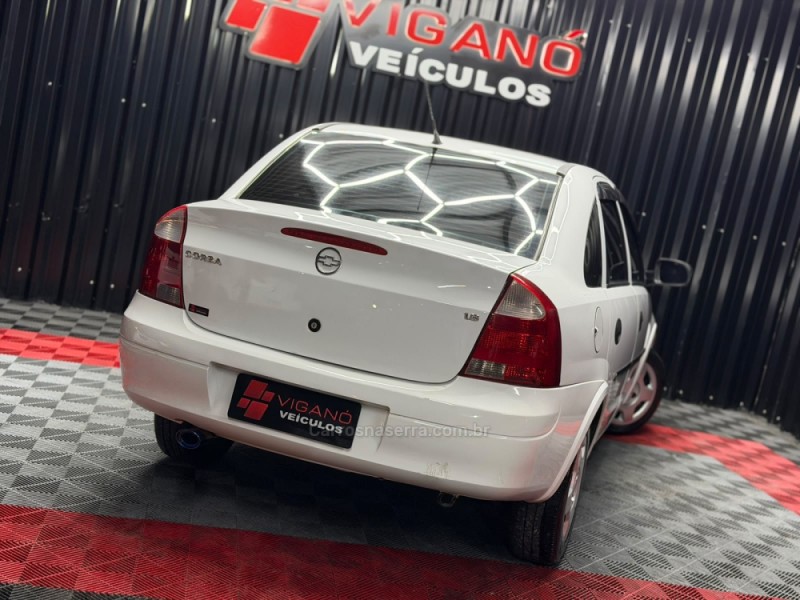 CORSA 1.8 MPFI 8V GASOLINA 4P MANUAL - 2002 - CAXIAS DO SUL