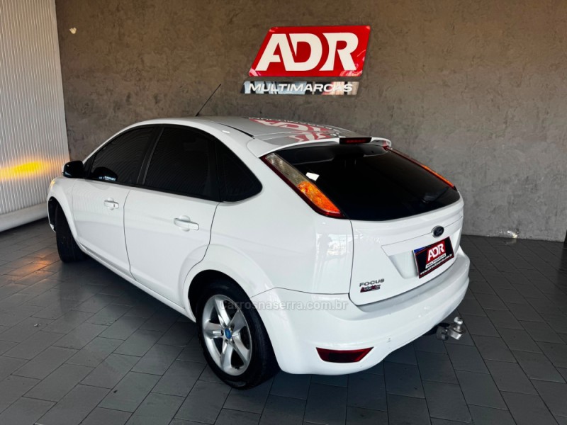 FOCUS 1.6 SE 8V FLEX 4P MANUAL - 2012 - CAXIAS DO SUL
