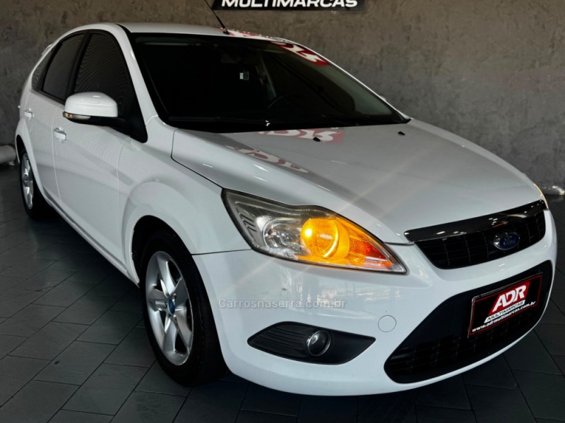 FOCUS 1.6 SE 8V FLEX 4P MANUAL - 2012 - CAXIAS DO SUL