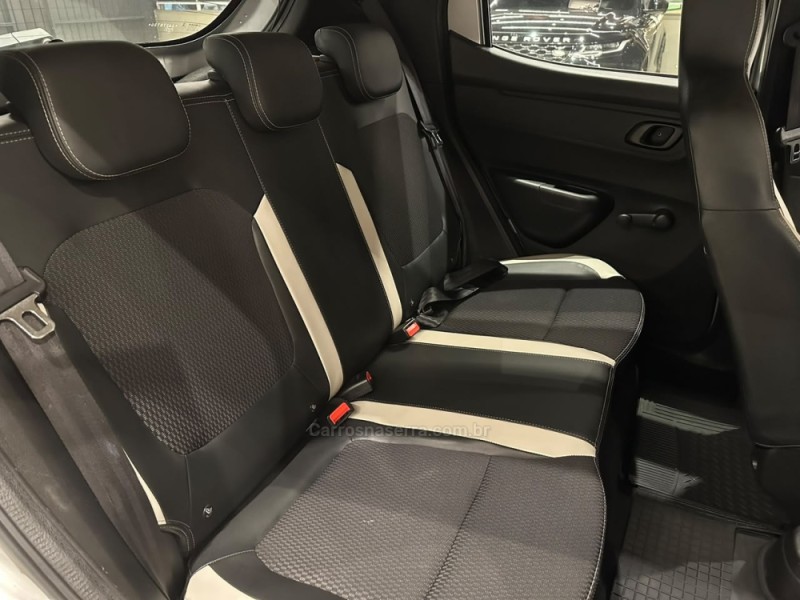 KWID 1.0 12V SCE FLEX INTENSE MANUAL - 2018 - CAXIAS DO SUL