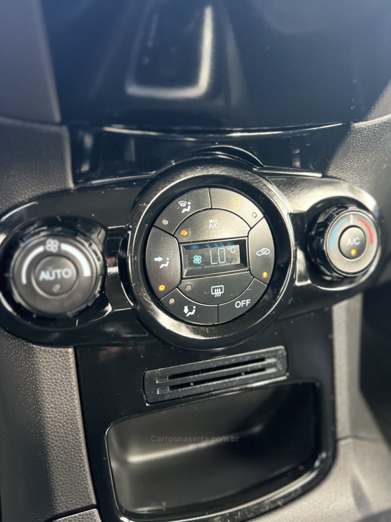 FIESTA 1.6 TITANIUM HATCH 16V FLEX 4P AUTOMÁTICO - 2016 - DOIS IRMãOS