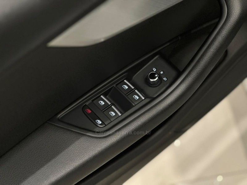 A5 2.0 TFSI SPORTBACK AMBIENTE 16V GASOLINA 4P MULTITRONIC - 2018 - CAXIAS DO SUL