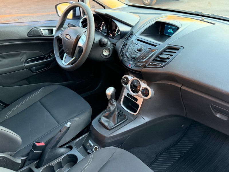 FIESTA 1.6 SE HATCH 16V FLEX 4P MANUAL - 2016 - CAXIAS DO SUL