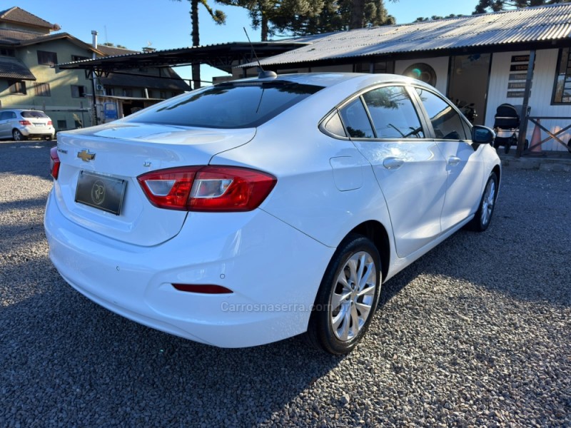 CRUZE 1.4 TURBO LT 16V FLEX 4P AUTOMÁTICO - 2018 - CANELA