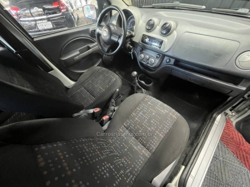 UNO 1.0 EVO VIVACE 8V FLEX 4P MANUAL - 2014 - CAXIAS DO SUL