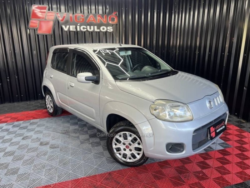 UNO 1.0 EVO VIVACE 8V FLEX 4P MANUAL - 2014 - CAXIAS DO SUL