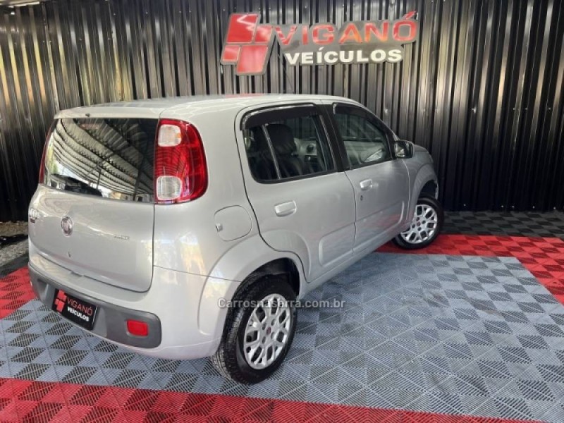 UNO 1.0 EVO VIVACE 8V FLEX 4P MANUAL - 2014 - CAXIAS DO SUL