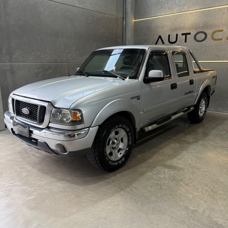 RANGER 2.8 XLT 4X4 CD 8V TURBO INTERCOOLER DIESEL 4P MANUAL - 2005 - CAXIAS DO SUL