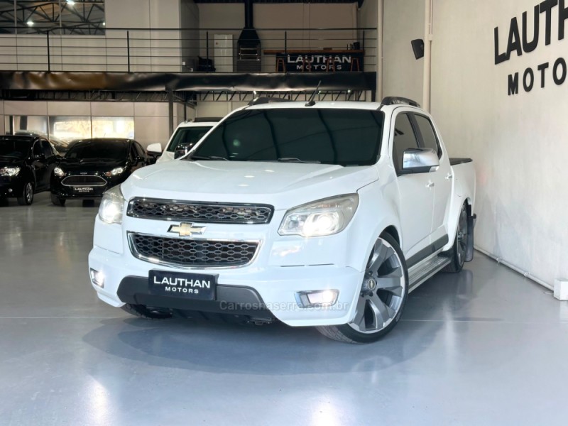 S10 2.4 LTZ 4X2 CD 8V FLEX 4P MANUAL - 2014 - NOVO HAMBURGO