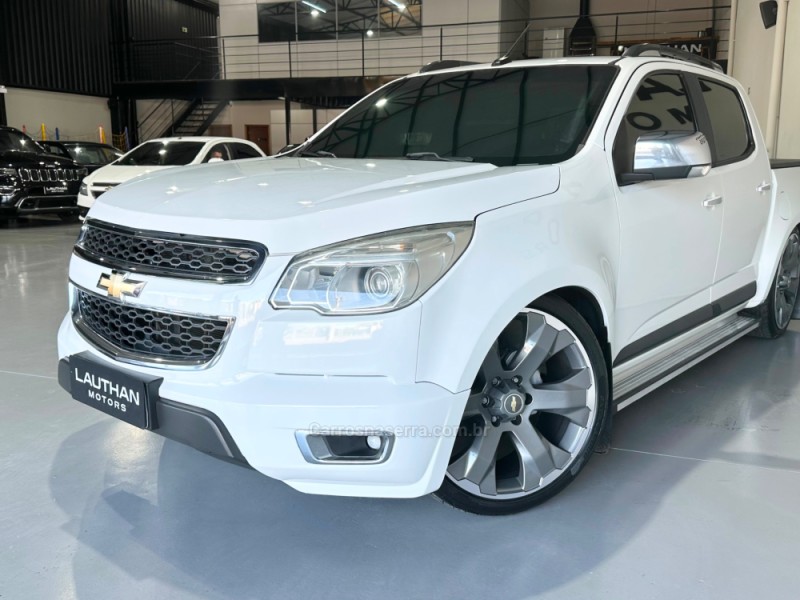 S10 2.4 LTZ 4X2 CD 8V FLEX 4P MANUAL - 2014 - NOVO HAMBURGO