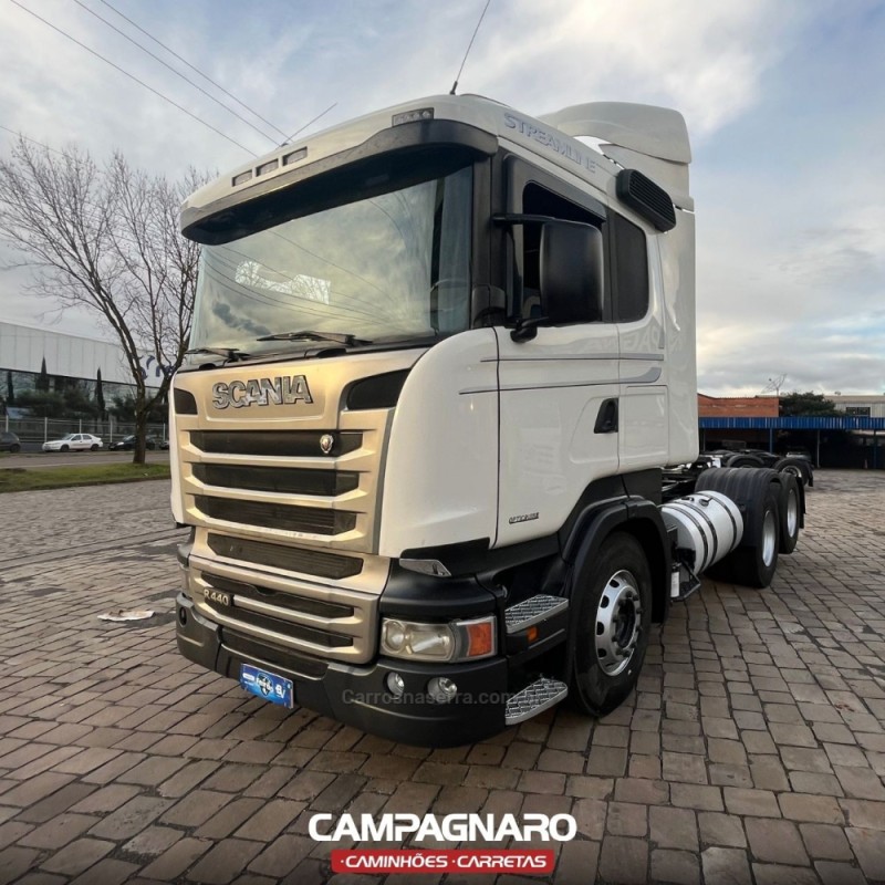 R-440 A 6X2 - 2015 - VACARIA
