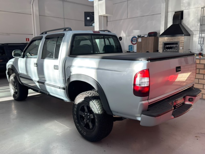 S10 2.4 ADVANTAGE 4X2 CD 8V FLEX 4P MANUAL - 2007 - CAXIAS DO SUL