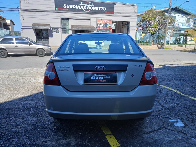 FIESTA 1.0 MPI CLASS 8V FLEX 4P MANUAL - 2008 - FARROUPILHA