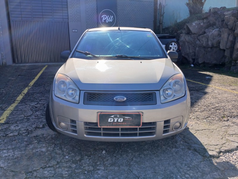 FIESTA 1.0 MPI CLASS 8V FLEX 4P MANUAL - 2008 - FARROUPILHA
