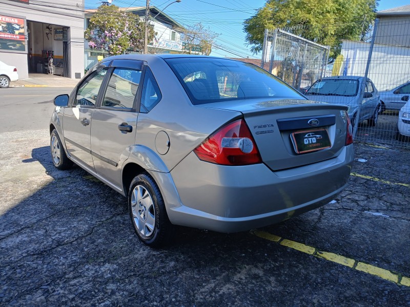 FIESTA 1.0 MPI CLASS 8V FLEX 4P MANUAL - 2008 - FARROUPILHA